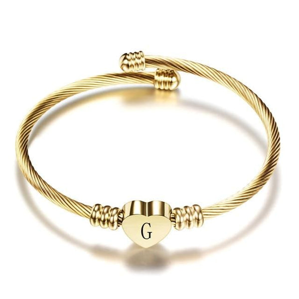 Pulsera de mujer con inicial de corazón