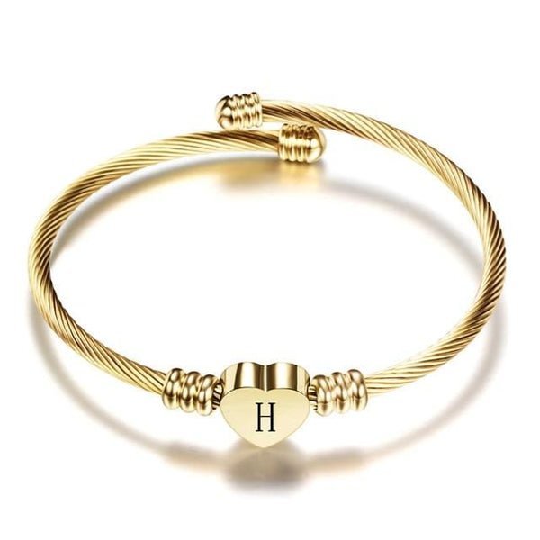 Pulsera de mujer con inicial de corazón